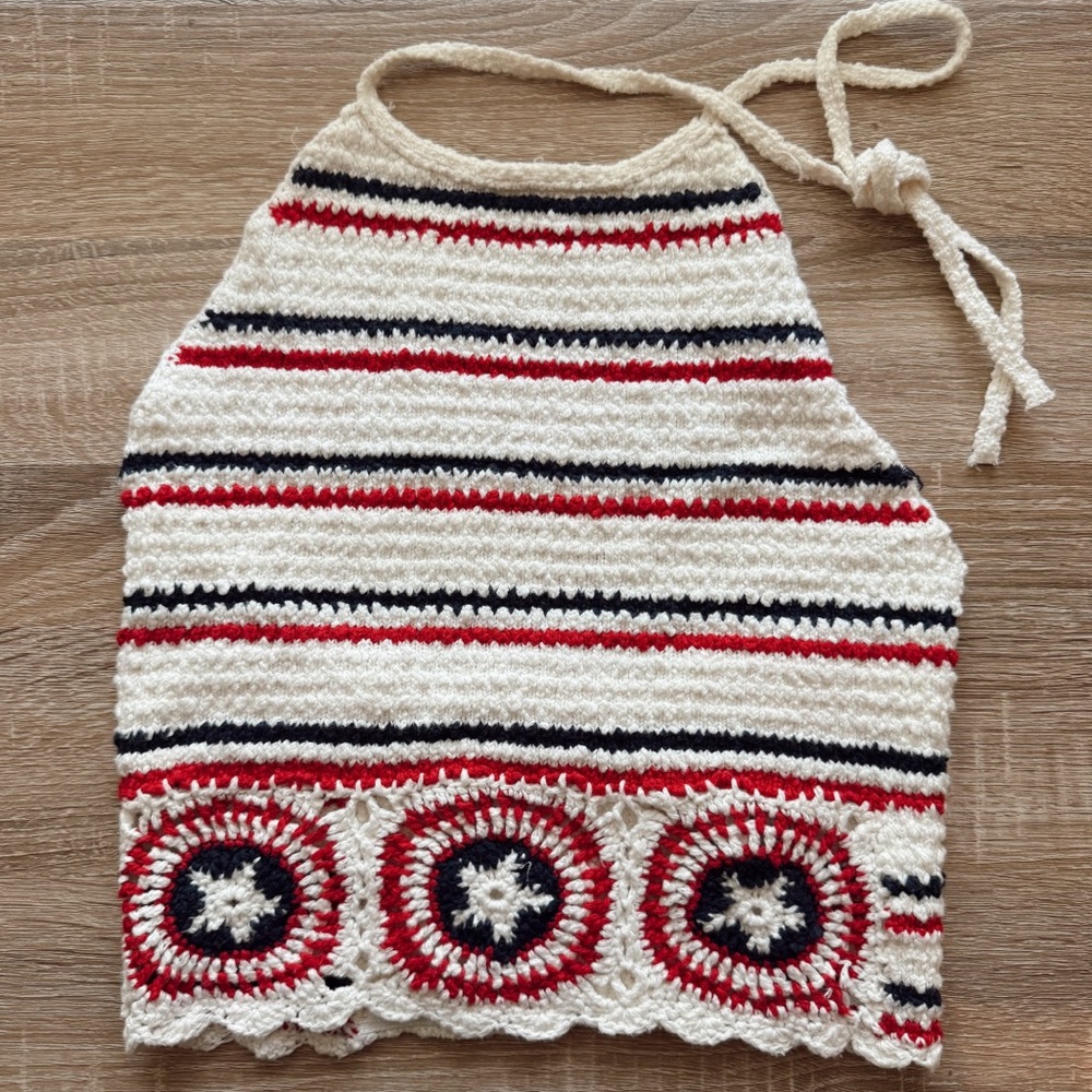 rw+b crochet top | hollister